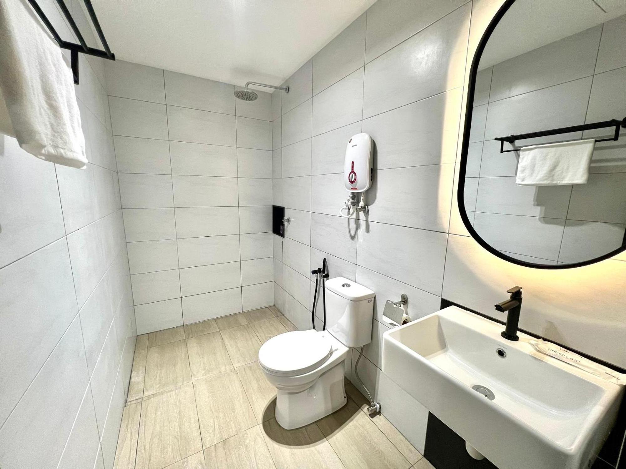 Urban Inn, Serai Wangi Padang Serai Exterior foto